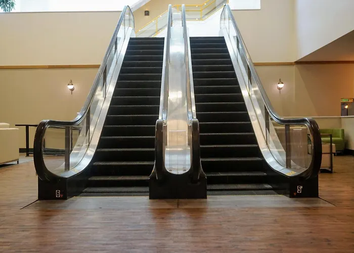 Holiday Inn Lancaster By Ihg